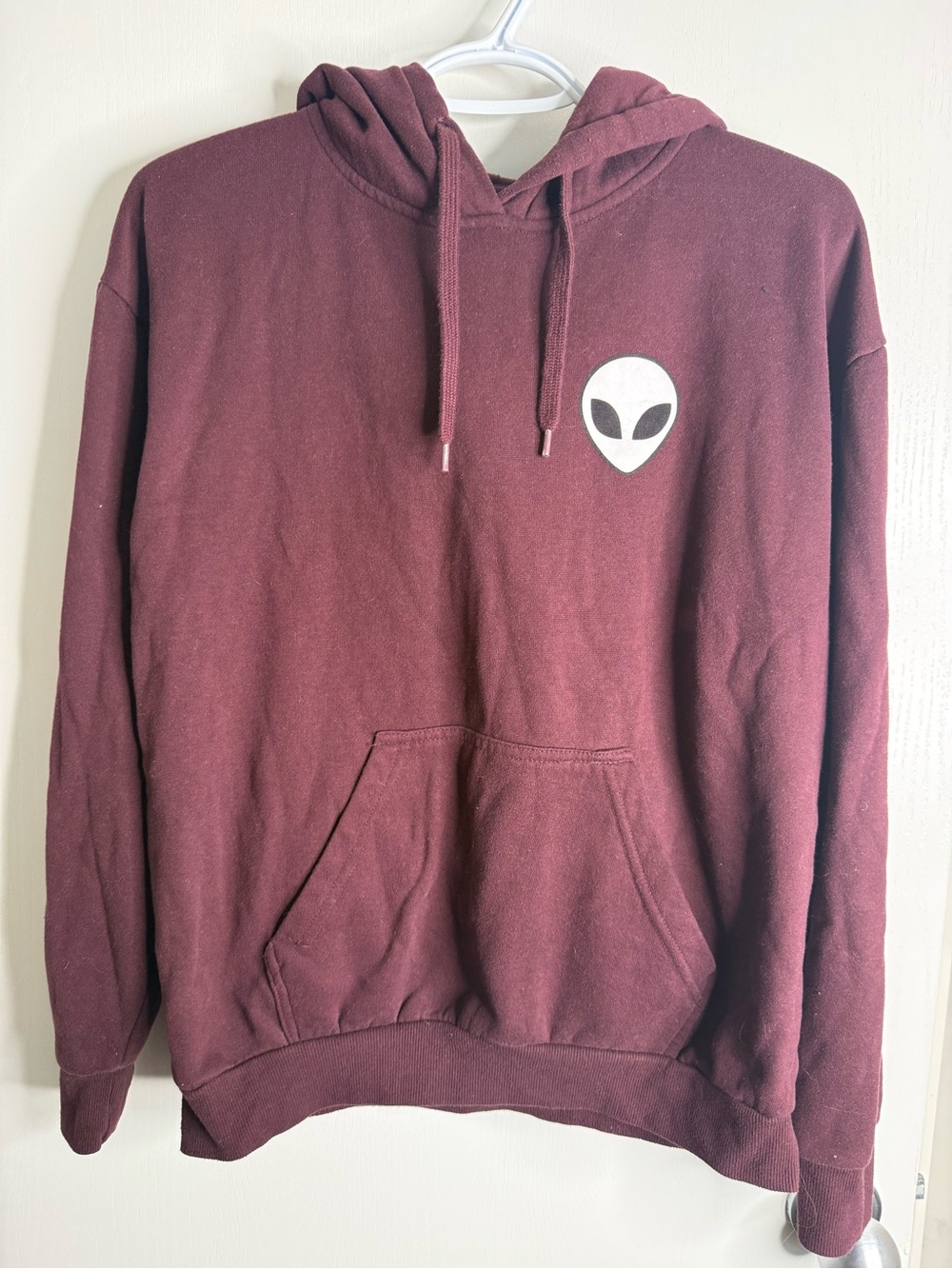 Women's Burgundy Alien Graphic Hoodie Sweatshirt Medium